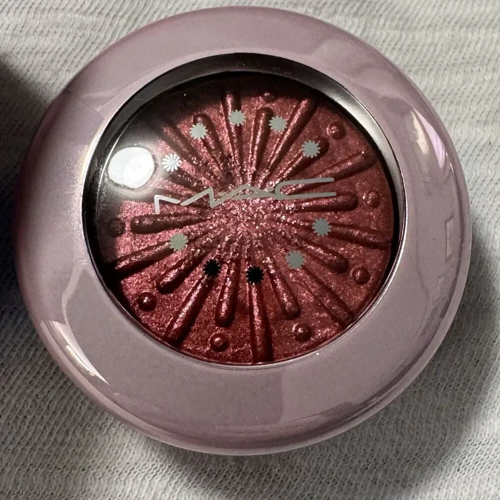 MAC Cosmetics mac frosted